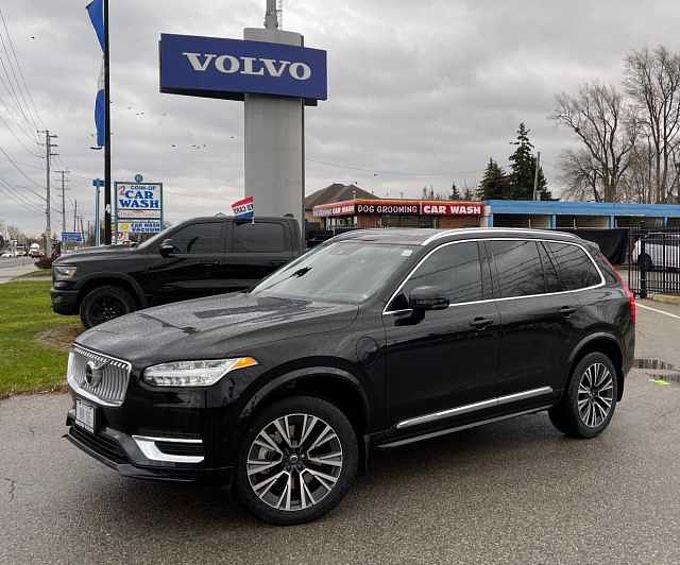 Volvo XC90 Recharge Inscription Expression